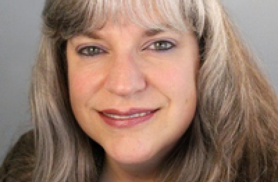 Kim Scalzo headshot